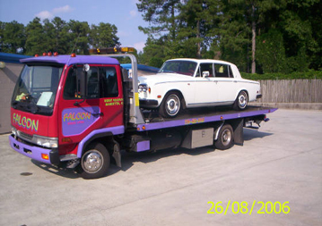 towing, roadside assistant, tow truck, tow trucks in Marietta, Kennesaw, Acworth, Smyrna, Vinings, Mableton, Powder Springs, Roswell, Woodstock, Canton, Holly Springs GA